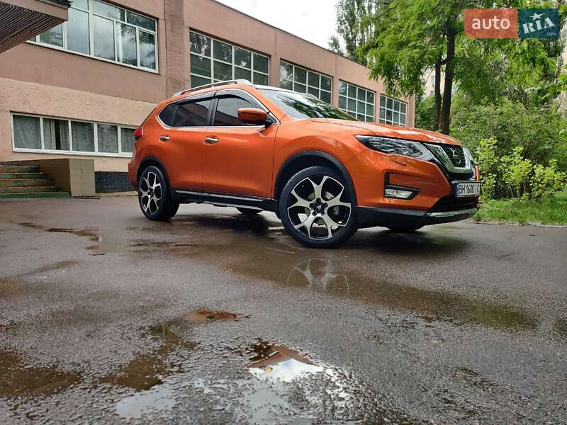 Внедорожник / Кроссовер Nissan X-Trail 2018 в Одессе