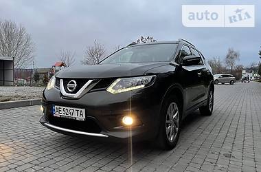 Внедорожник / Кроссовер Nissan X-Trail 2015 в Днепре