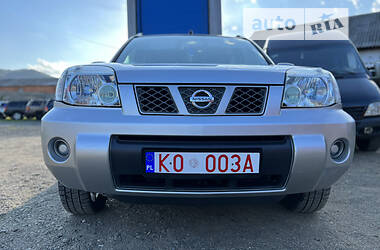 Внедорожник / Кроссовер Nissan X-Trail 2004 в Хусте