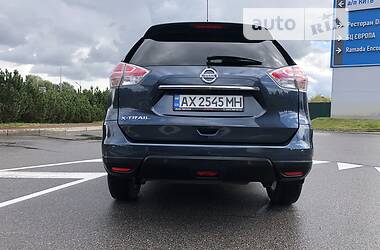 Внедорожник / Кроссовер Nissan X-Trail 2016 в Миргороде