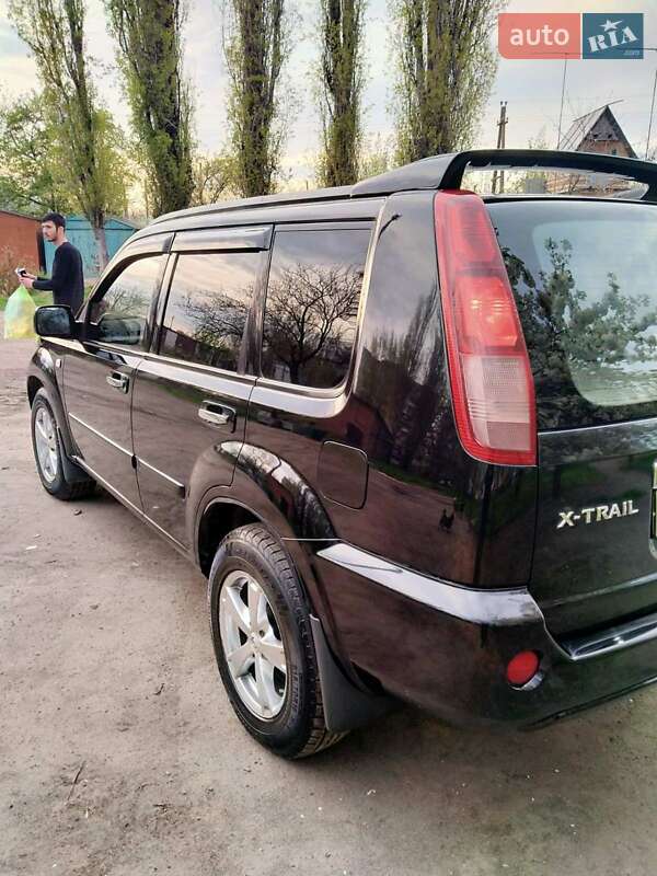 Внедорожник / Кроссовер Nissan X-Trail 2003 в Николаеве