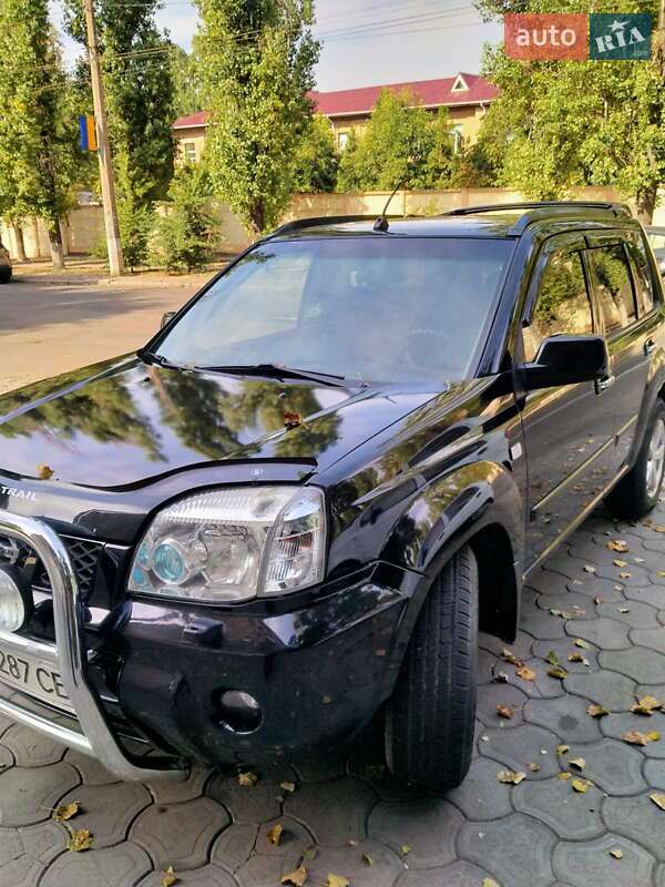 Внедорожник / Кроссовер Nissan X-Trail 2003 в Николаеве