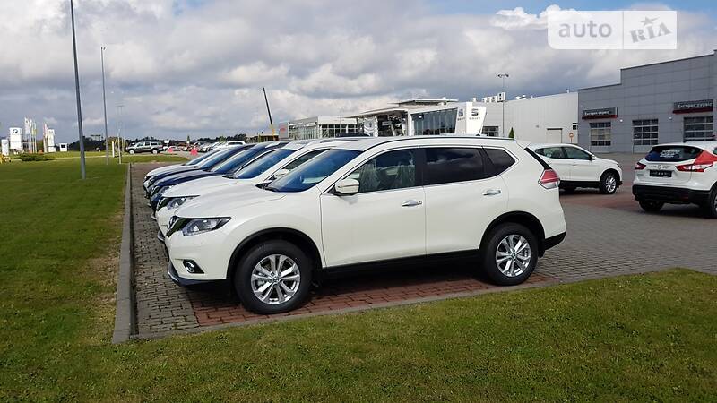 Внедорожник / Кроссовер Nissan X-Trail 2017 в Львове