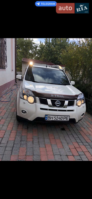 Позашляховик / Кросовер Nissan X-Trail 2011 в Одесі