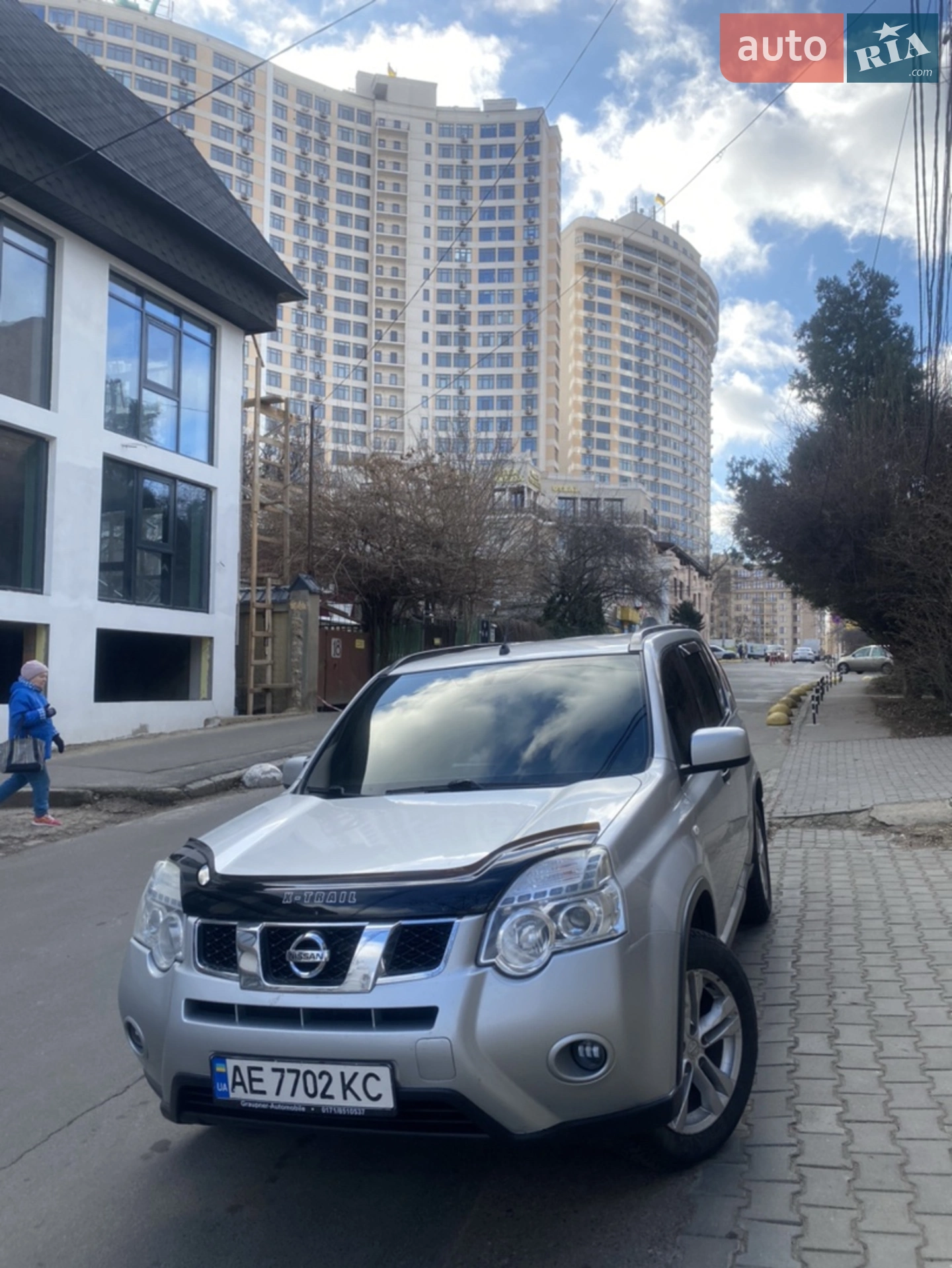 2010 Nissan X-Trail - фото 1