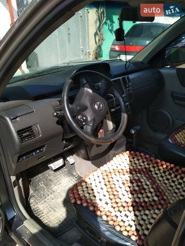 Позашляховик / Кросовер Nissan X-Trail 2007 в Новодністровську фото 7 Позашляховик / Кросовер Nissan X-Trail 2007 в Новодністровську