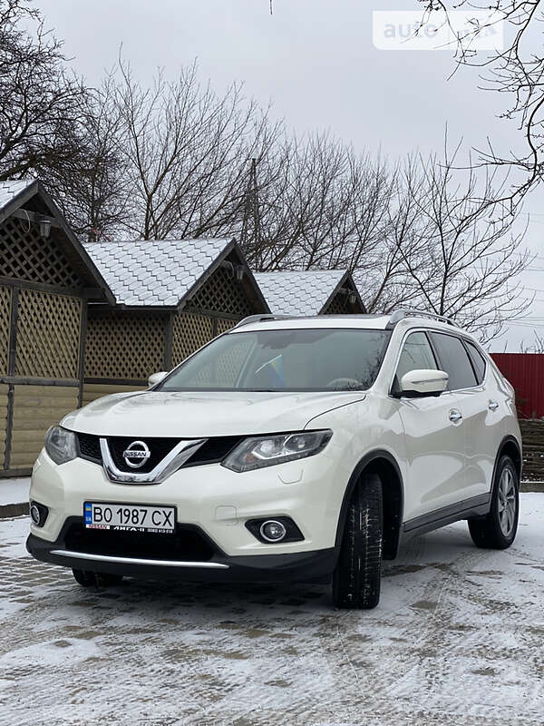 Внедорожник / Кроссовер Nissan X-Trail 2015 в Тернополе