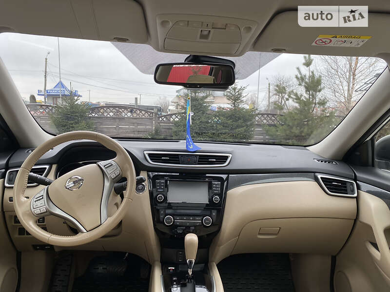 Внедорожник / Кроссовер Nissan X-Trail 2015 в Тернополе