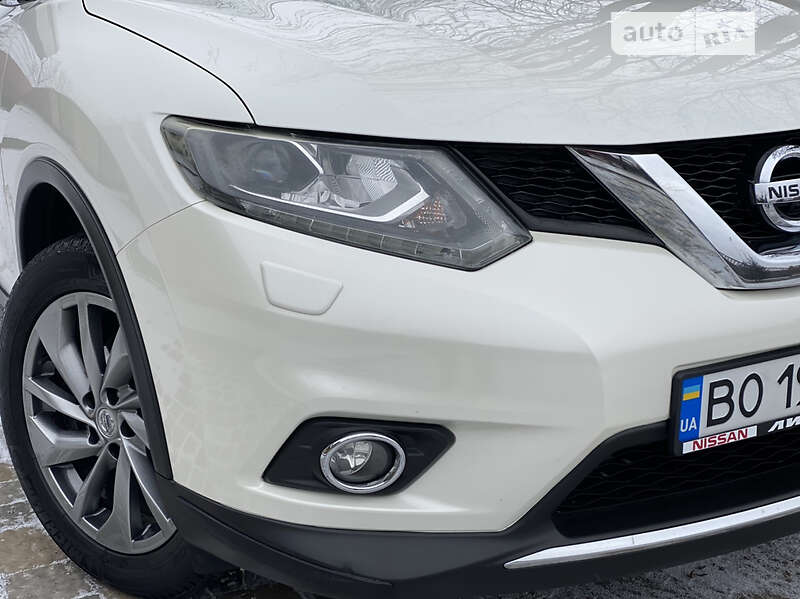 Внедорожник / Кроссовер Nissan X-Trail 2015 в Тернополе