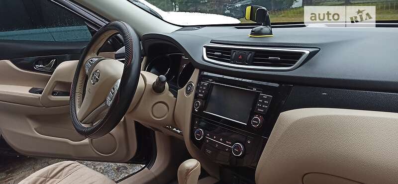 Позашляховик / Кросовер Nissan X-Trail 2015 в Коломиї