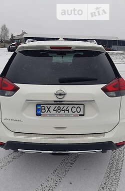 Внедорожник / Кроссовер Nissan X-Trail 2020 в Хмельницком