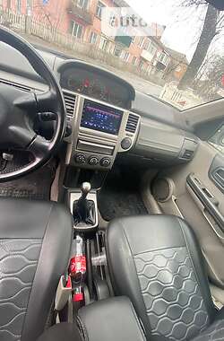 Позашляховик / Кросовер Nissan X-Trail 2007 в Літині