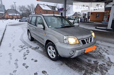 Внедорожник / Кроссовер Nissan X-Trail 2004 в Самборе