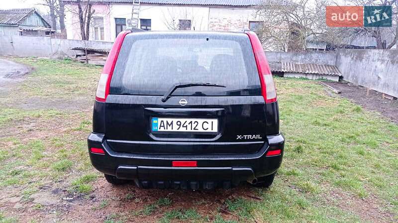 Позашляховик / Кросовер Nissan X-Trail 2002 в Радомишлі