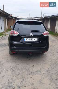 Внедорожник / Кроссовер Nissan X-Trail 2016 в Мукачево