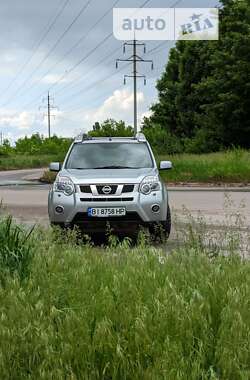 Внедорожник / Кроссовер Nissan X-Trail 2014 в Полтаве