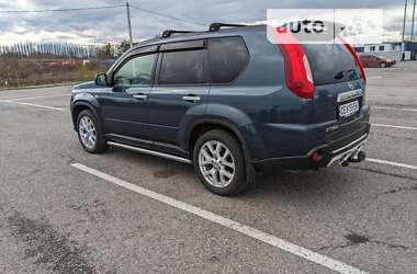 Внедорожник / Кроссовер Nissan X-Trail 2011 в Черновцах