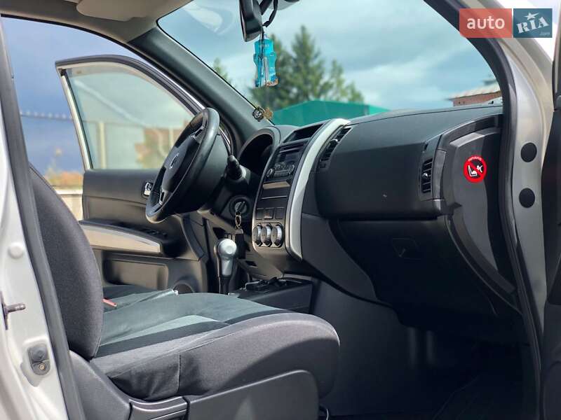 Позашляховик / Кросовер Nissan X-Trail 2012 в Трускавці