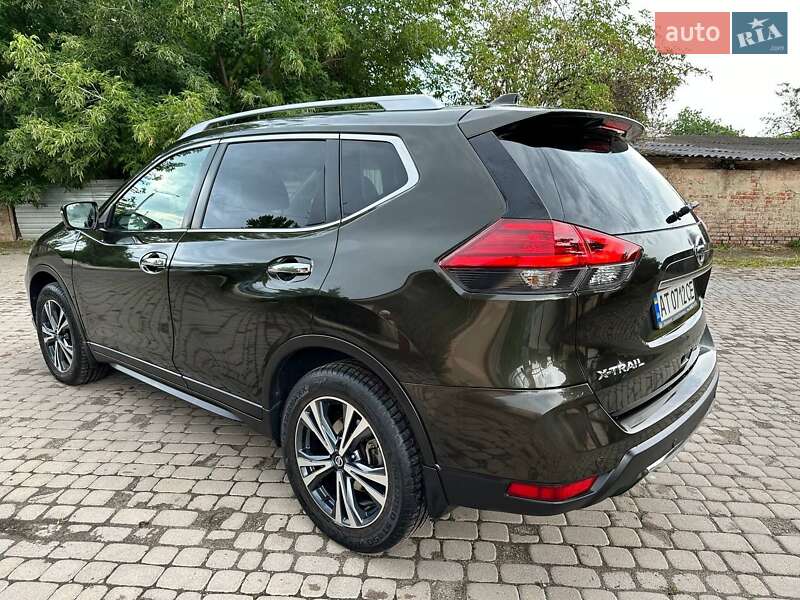 Позашляховик / Кросовер Nissan X-Trail 2017 в Івано-Франківську