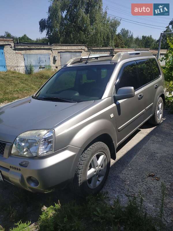 Позашляховик / Кросовер Nissan X-Trail 2005 в Харкові