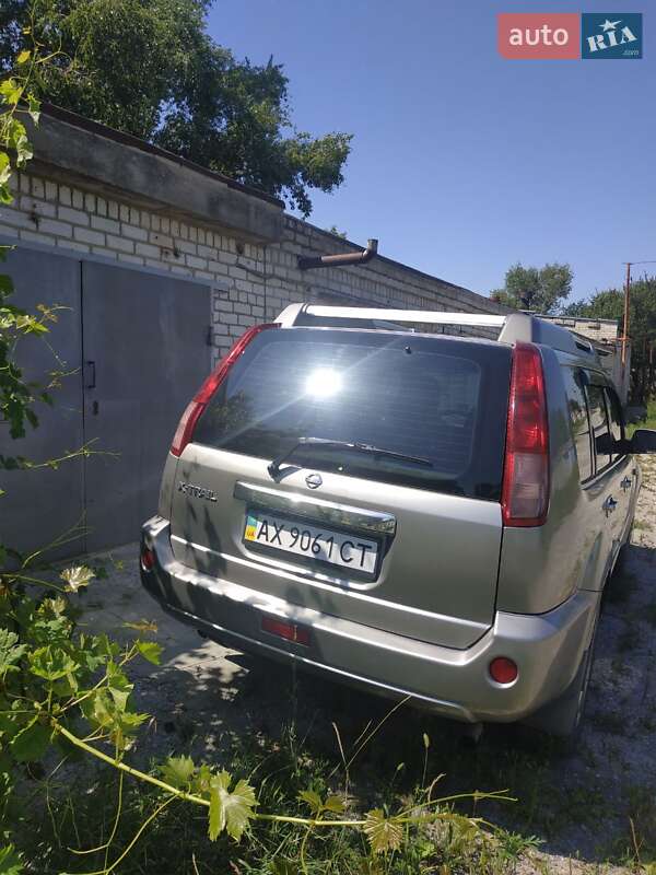 Позашляховик / Кросовер Nissan X-Trail 2005 в Харкові