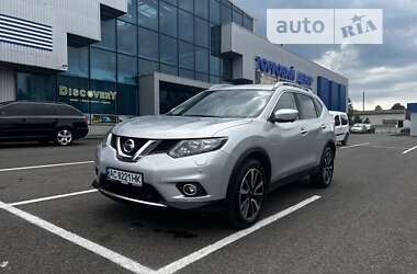 Внедорожник / Кроссовер Nissan X-Trail 2017 в Ковеле