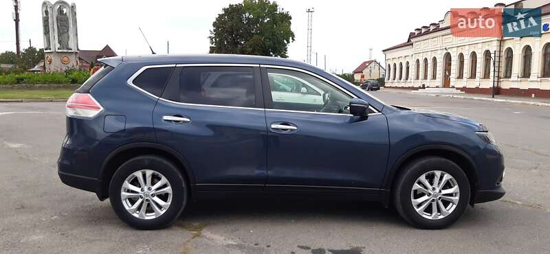 Внедорожник / Кроссовер Nissan X-Trail 2017 в Владимире