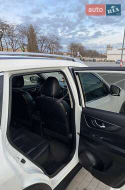 Внедорожник / Кроссовер Nissan X-Trail 2014 в 