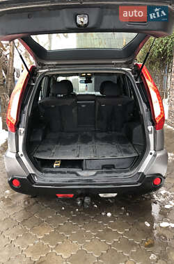 Внедорожник / Кроссовер Nissan X-Trail 2014 в 