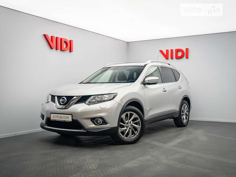 Позашляховик / Кросовер Nissan X-Trail 2017 в Києві