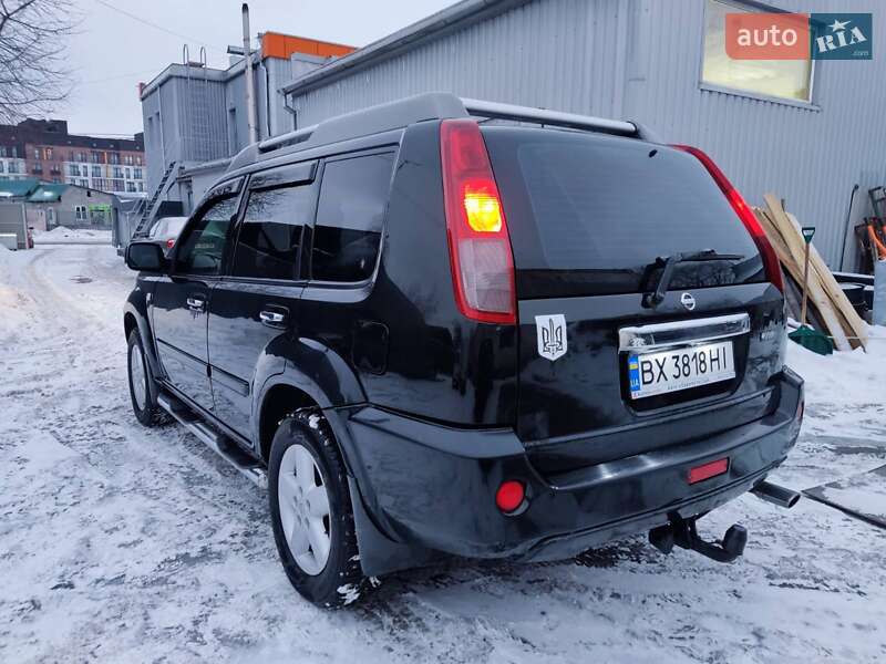 Внедорожник / Кроссовер Nissan X-Trail 2007 в Староконстантинове