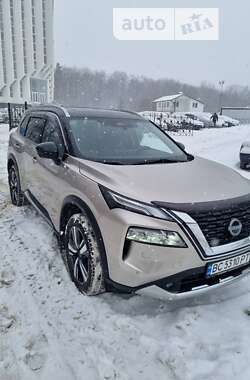 Внедорожник / Кроссовер Nissan X-Trail 2023 в Львове