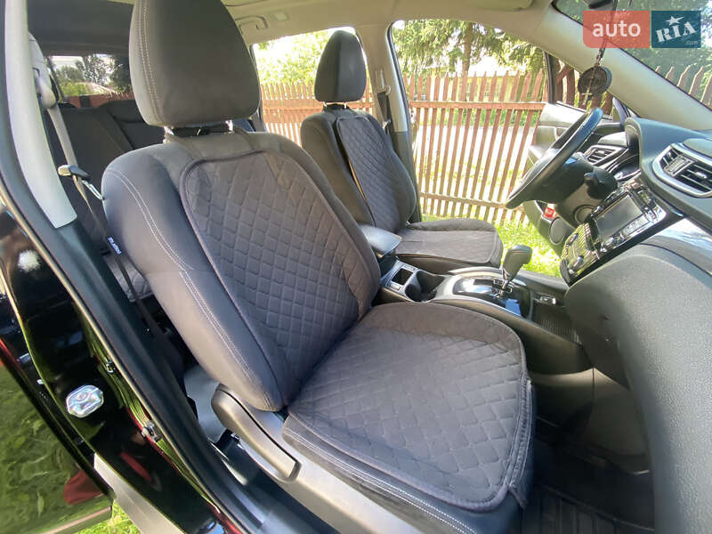 Позашляховик / Кросовер Nissan X-Trail 2015 в Городенці