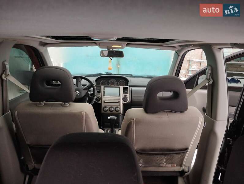 Внедорожник / Кроссовер Nissan X-Trail 2004 в Сахновщине