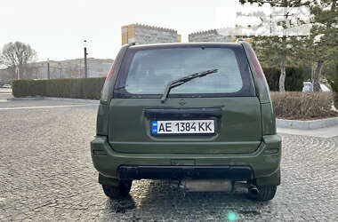Внедорожник / Кроссовер Nissan X-Trail 2001 в Днепре