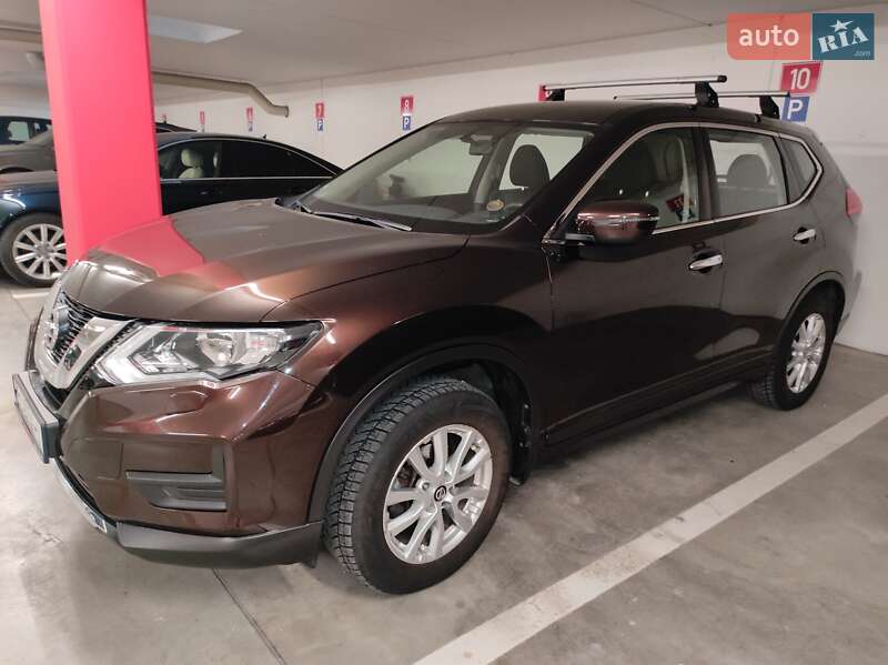 Внедорожник / Кроссовер Nissan X-Trail 2018 в Львове