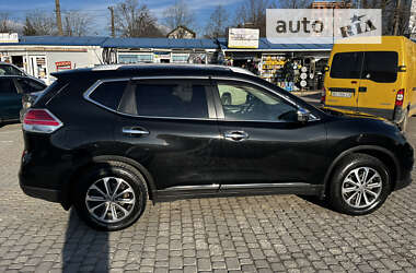 Позашляховик / Кросовер Nissan X-Trail 2014 в Львові