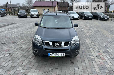 Внедорожник / Кроссовер Nissan X-Trail 2010 в Снятине