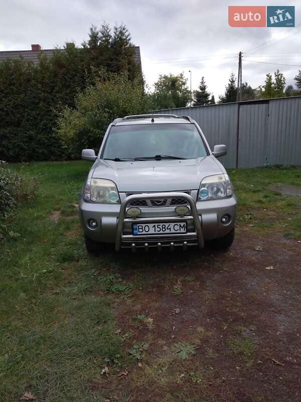 Внедорожник / Кроссовер Nissan X-Trail 2004 в Чорткове