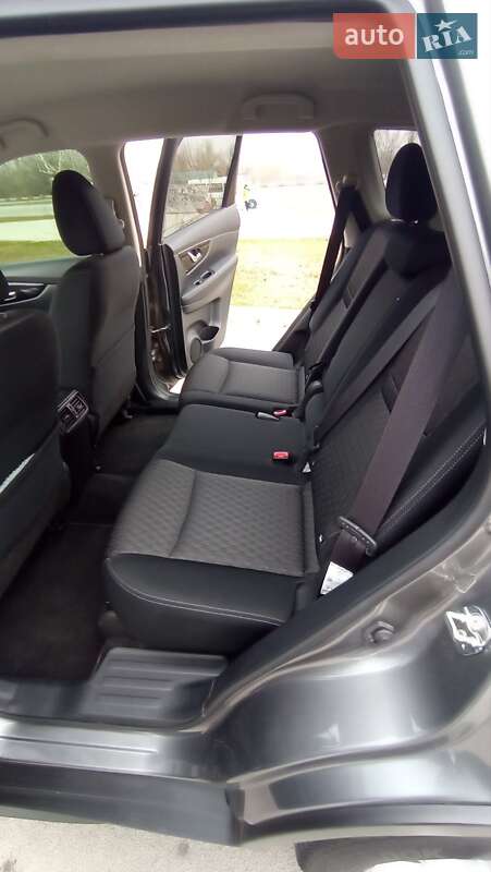 Позашляховик / Кросовер Nissan X-Trail 2021 в Дніпрі