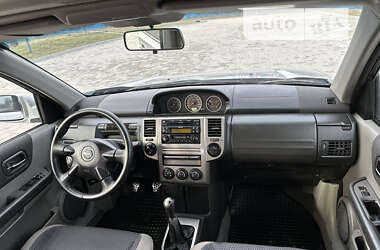 Позашляховик / Кросовер Nissan X-Trail 2005 в Здолбуніві