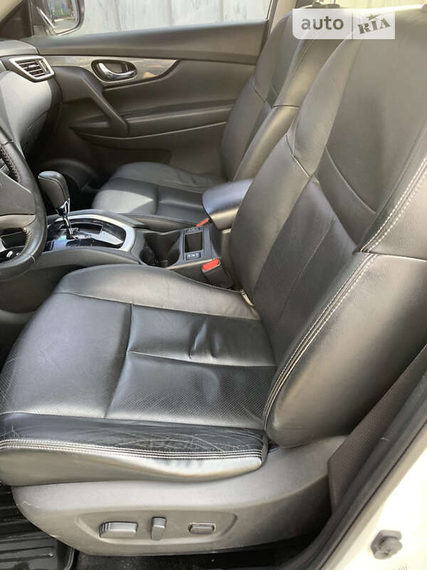 Позашляховик / Кросовер Nissan X-Trail 2017 в Харкові