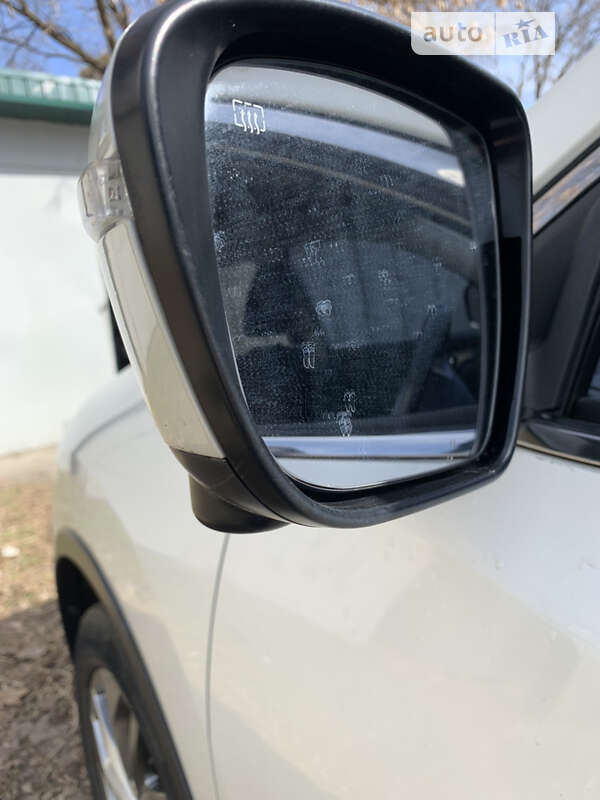 Позашляховик / Кросовер Nissan X-Trail 2017 в Харкові