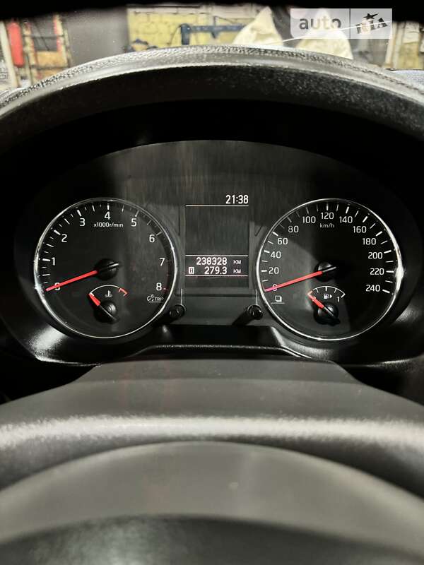 Внедорожник / Кроссовер Nissan X-Trail 2011 в Чернигове