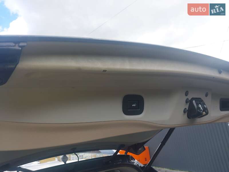 Позашляховик / Кросовер Nissan X-Trail 2016 в Ужгороді