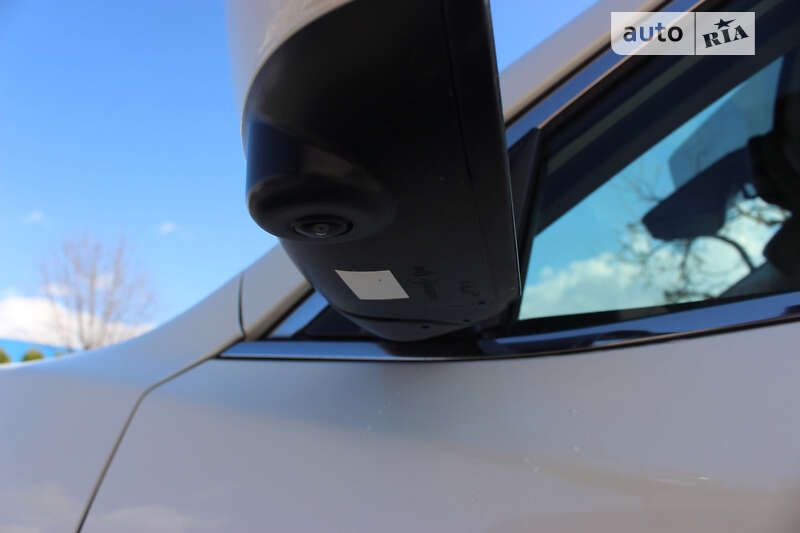 Позашляховик / Кросовер Nissan X-Trail 2015 в Дунаївцях