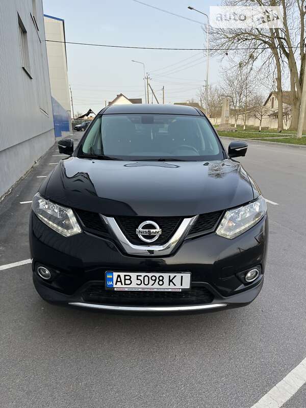 Внедорожник / Кроссовер Nissan X-Trail 2016 в Виннице