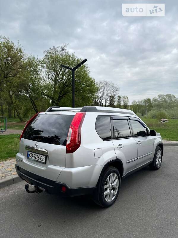 Внедорожник / Кроссовер Nissan X-Trail 2011 в Чернигове