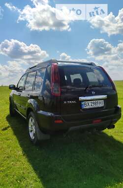 Внедорожник / Кроссовер Nissan X-Trail 2003 в Хмельницком