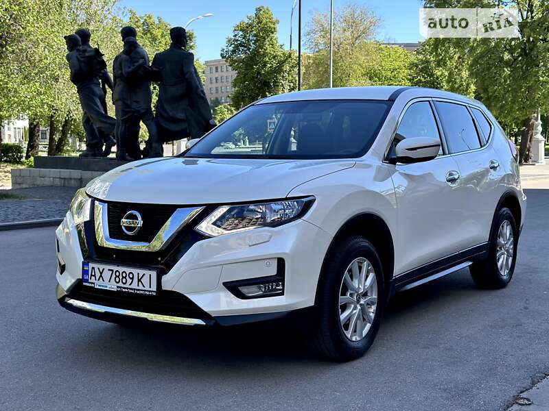 Внедорожник / Кроссовер Nissan X-Trail 2020 в Харькове